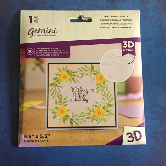 Gemini Fancy Floral Wreath 3D‎ Embossing Folder - Picture 1 of 5